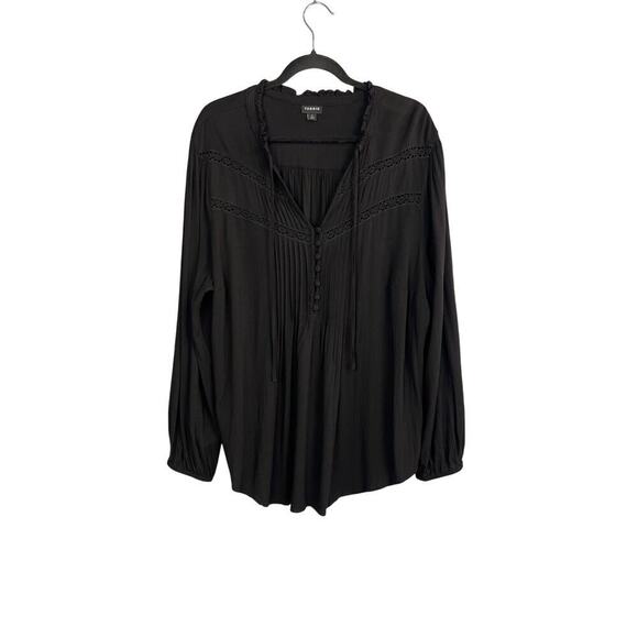 Torrid Long Sleeve Lace Insert Pleated Blouse Size 2 - Picture 1 of 9